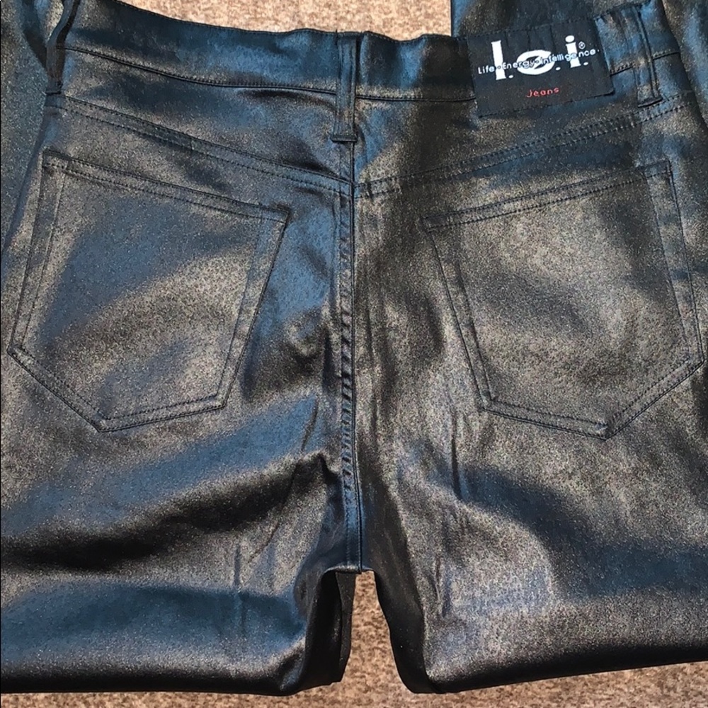 L.E.I. Jean’s